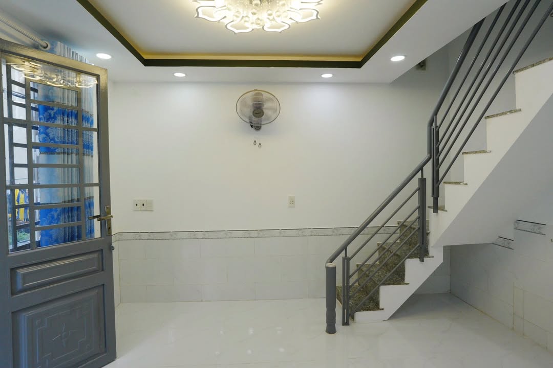 Nhà 1 trệt 1 lầu An Phú Đông 23m² giá 980 triệu - Gần chợ Vườn Lài!