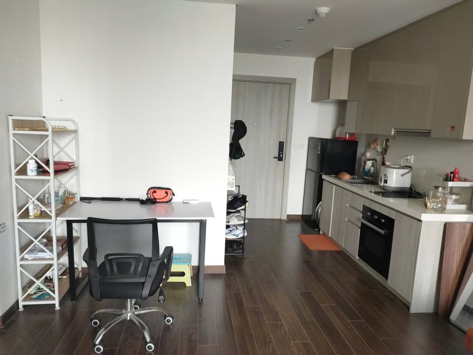 Studio cho thuê Vinhomes Smart City 30m² giá 8 triệu - Full đồ nội thất