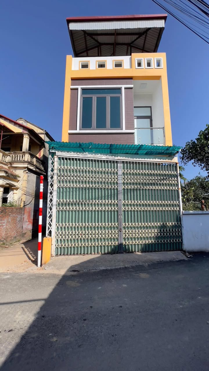 Nhà 2 Tầng Phúc Yên Vĩnh Phúc 67,9m² giá 1.9 tỷ - Sạch sẽ, đầy đủ công năng!