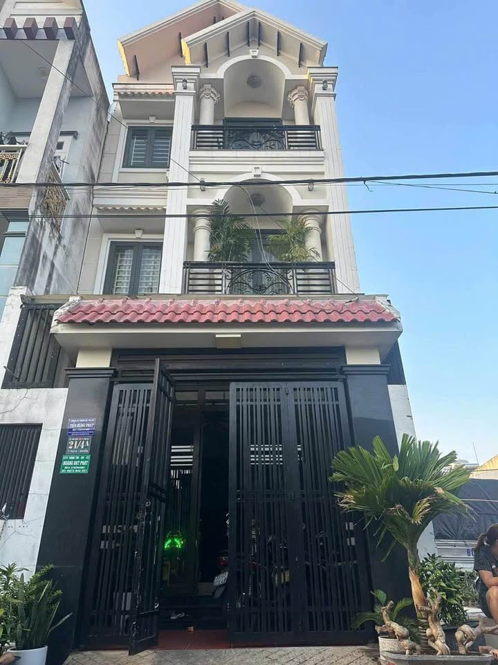 Nhà phố Bình Hòa, Thuận An 57m² giá 5 tỷ - Sổ hồng chính chủ, gần KCN!