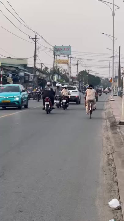 FrontHouse đường Cách Mạng Tháng 8, Bình Nhâm 143m² giá 6 tỷ - Vị trí vàng kinh doanh!