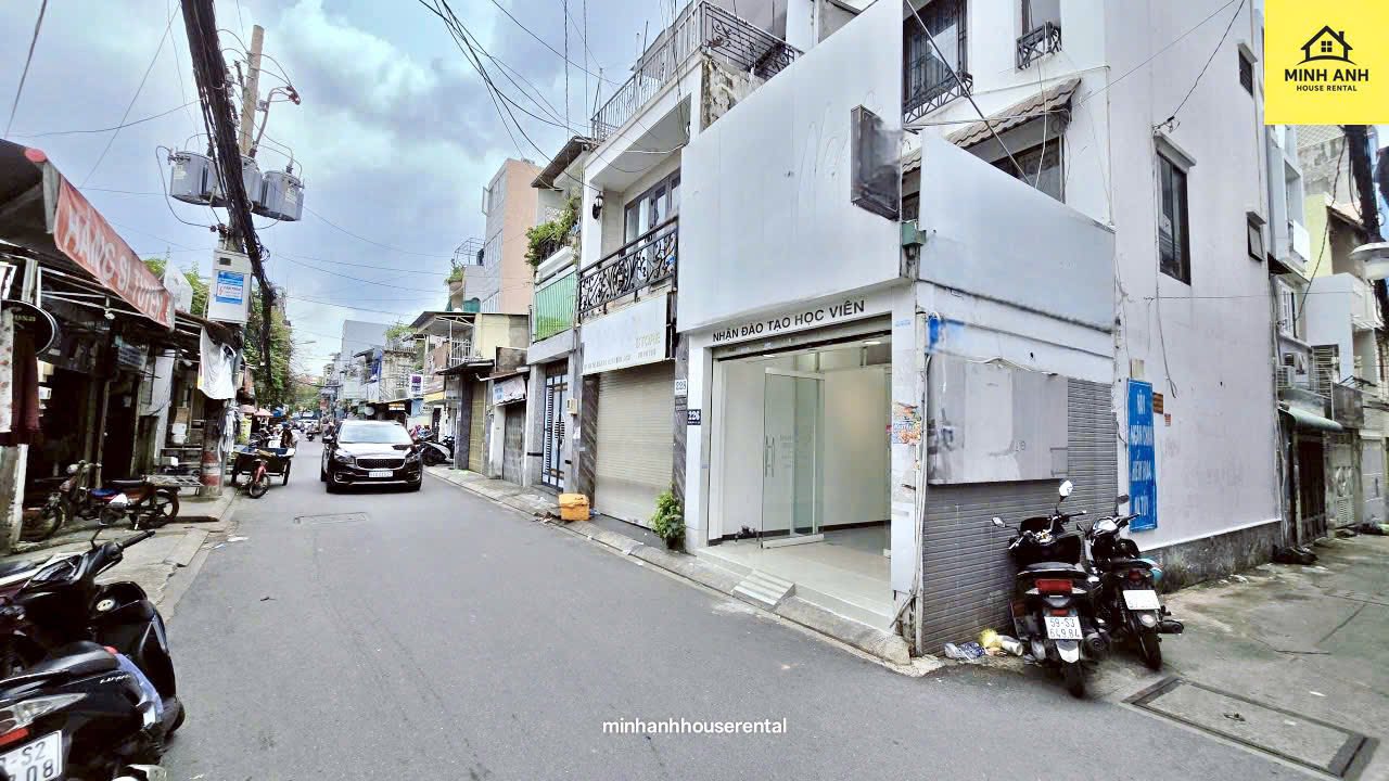 Nhà cho thuê mặt tiền Bùi Thị Xuân, Quận Tân Bình 42m² - Căn góc lý tưởng cho kinh doanh!