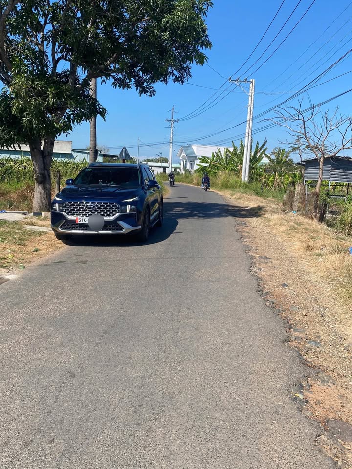 Đất mặt tiền đường nhựa Hàm Hiệp, 3600m² - Cơ hội đầu tư tuyệt vời!