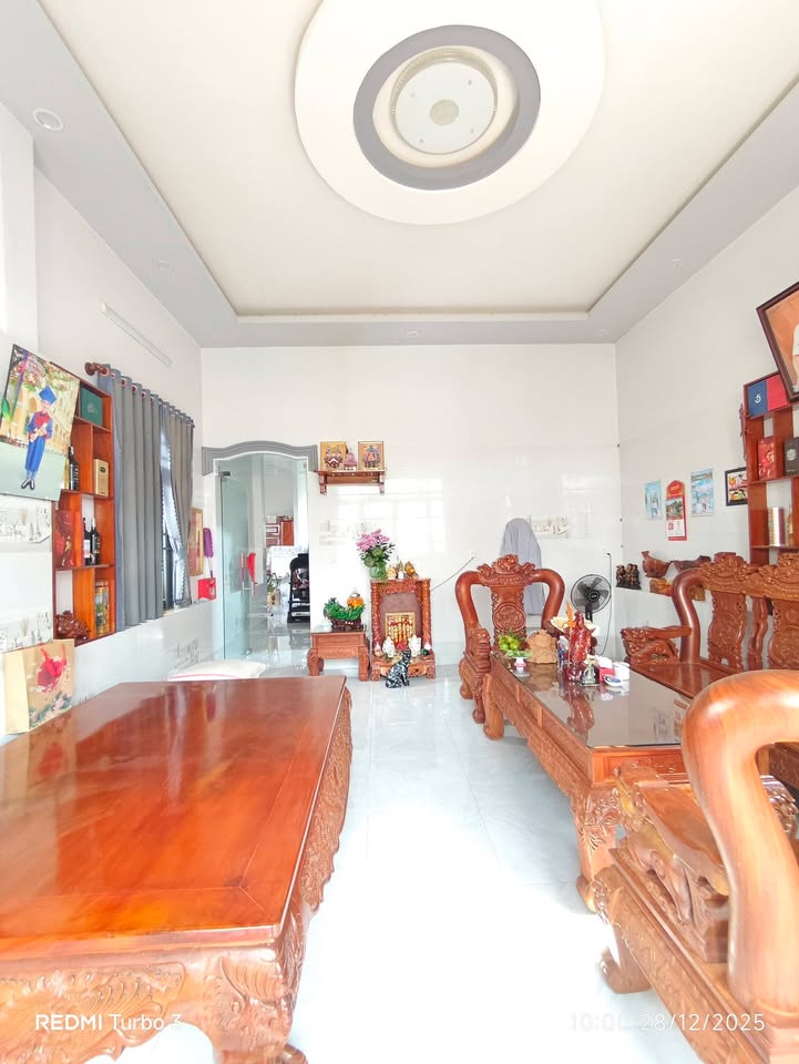 Biệt thự mini Nguyễn Văn Cừ, Tân An 264m² giá 12 tỷ - Đậu ô tô thoải mái!