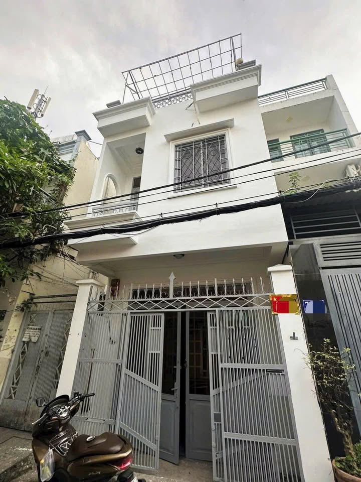 Nhà cho thuê hẻm 71 đường Phú Mỹ, quận Bình Thạnh, diện tích 40m² - Giá chỉ 14 triệu/tháng