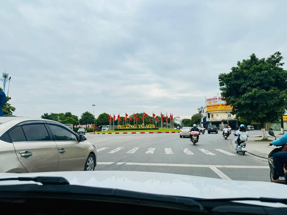 Đất nền Lạc Thủy 100m² giá 200 triệu - Cơ hội đầu tư hấp dẫn!