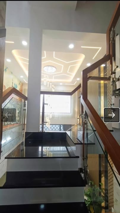 Nhà 5 tầng Bình Trị Đông A - Diện tích 60m² - Nội thất cao cấp tặng kèm