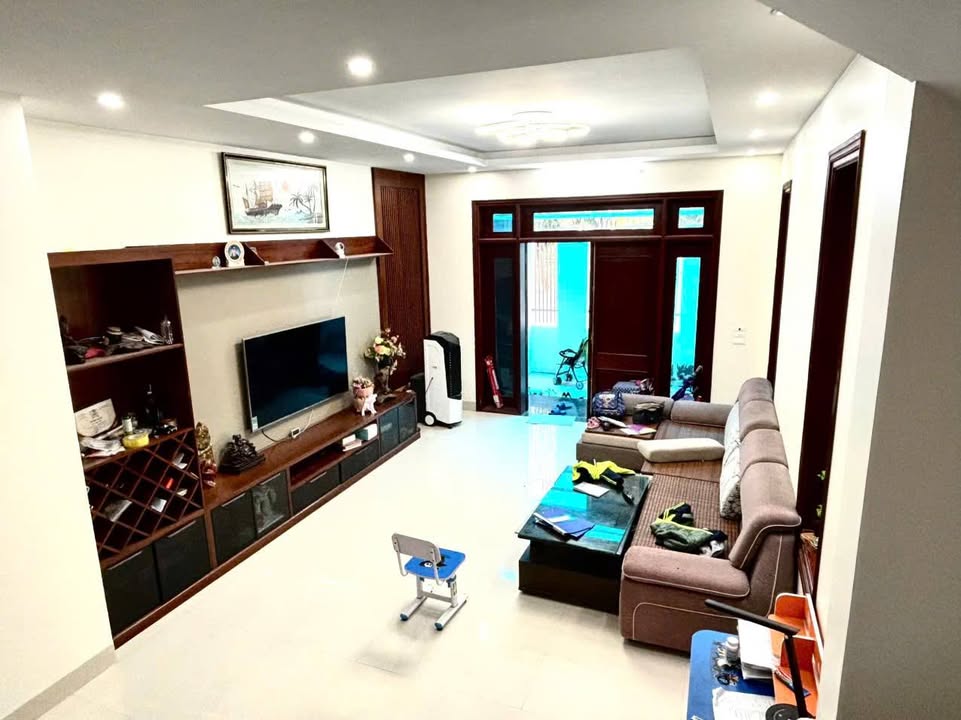 Nhà 3,5 tầng KĐT An Hoạch, P. Đông Quang 200m² - Chính chủ bán gấp!
