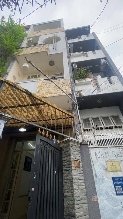 Nhà nguyên căn 46/12 Nhiêu Tứ, Quận Phú Nhuận 45m² giá 25 triệu - Thích hợp mở Spa, văn phòng!