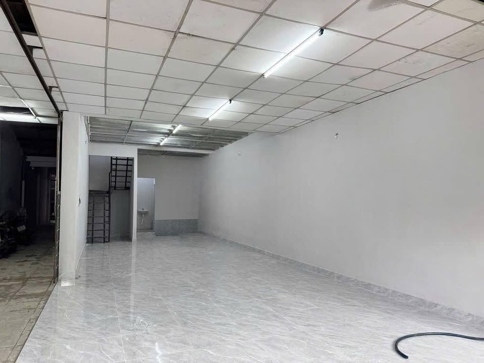 Cho thuê nhà mặt tiền Phan Huy Ích, Quận Tân Bình 68m² - Kinh doanh sạch sẽ, giá tốt!