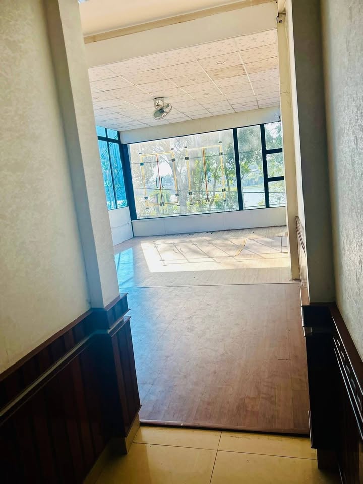 Nhà mặt tiền Hùng Vương, Đắk Mil 150m² giá 10 tỷ - Đầu tư sinh lời tốt!