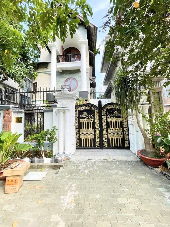 Biệt thự KDC Tấn Trường Gò Ô Môi 300m² giá 50 triệu - Không gian sống lý tưởng!