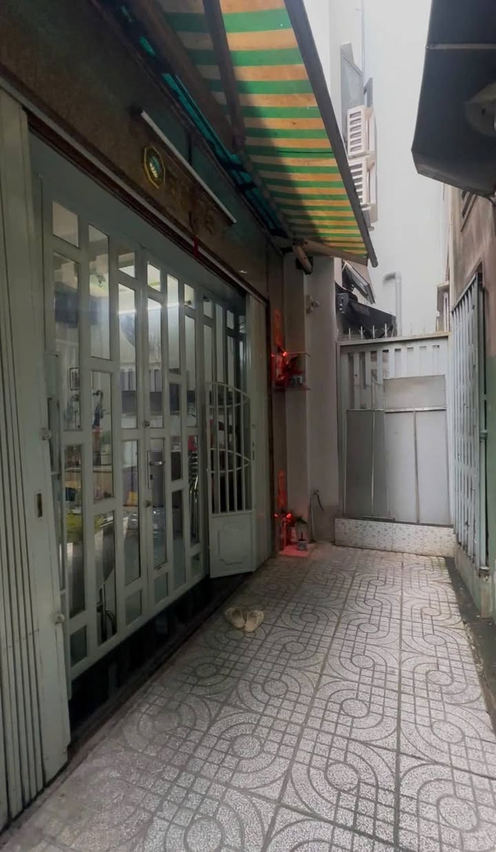 Nhà riêng Huỳnh Mẫn Đạt, Q5 29m² giá 5.9 tỷ - Chính chủ bán gấp!