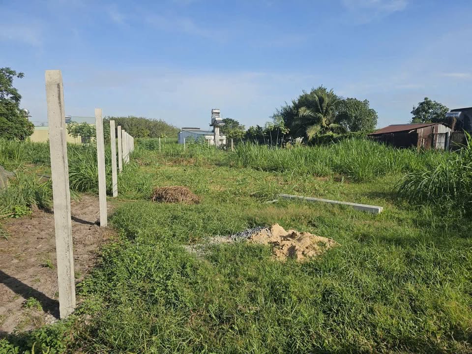 Đất nền Lộc Trát, Gia Lộc, Tây Ninh 120m² giá 490 triệu - Sổ hồng chính chủ!