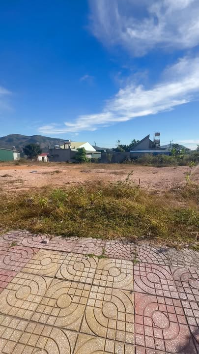 Đất thổ cư Sa Thầy 192m² giá chỉ 5xx triệu - Vị trí trung tâm thuận lợi!