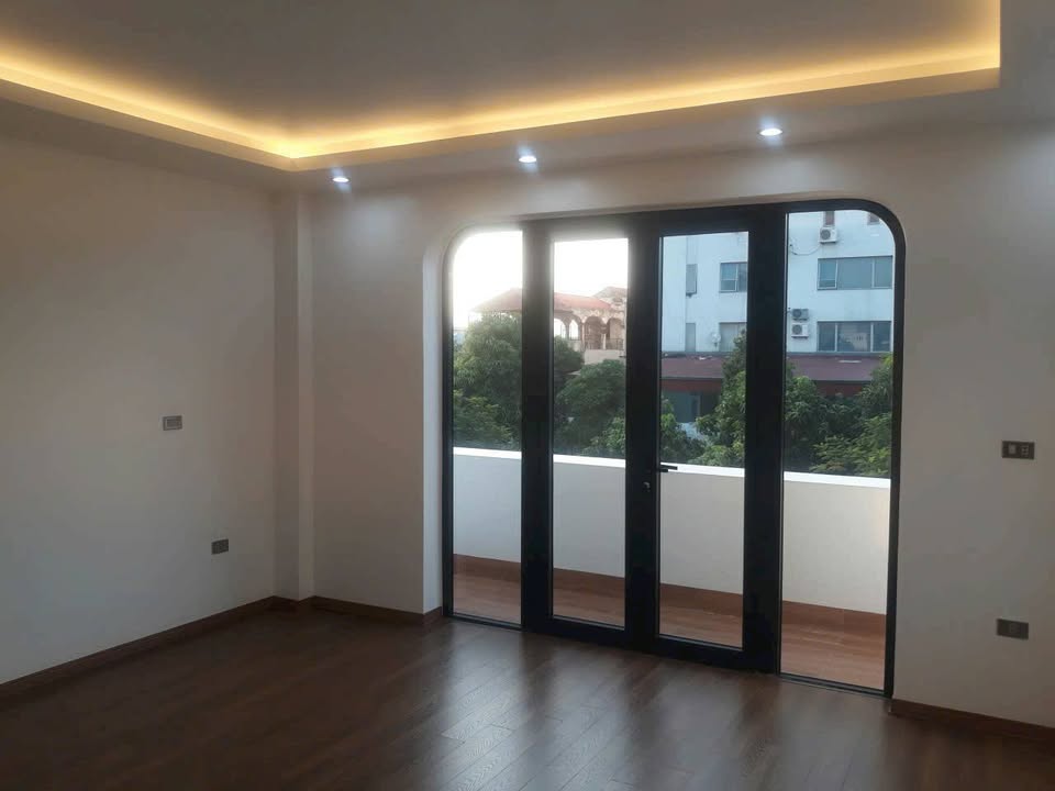 Nhà lô góc hiện đại 138m² giá 9 tỷ - Cơ hội đầu tư tuyệt vời!