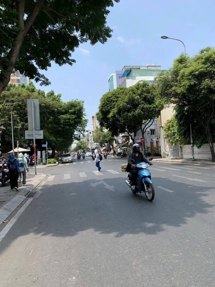 FrontHouse mặt tiền 381 Điện Biên Phủ, Q3, 72m² - Đầu tư sinh lời ngay lập tức!