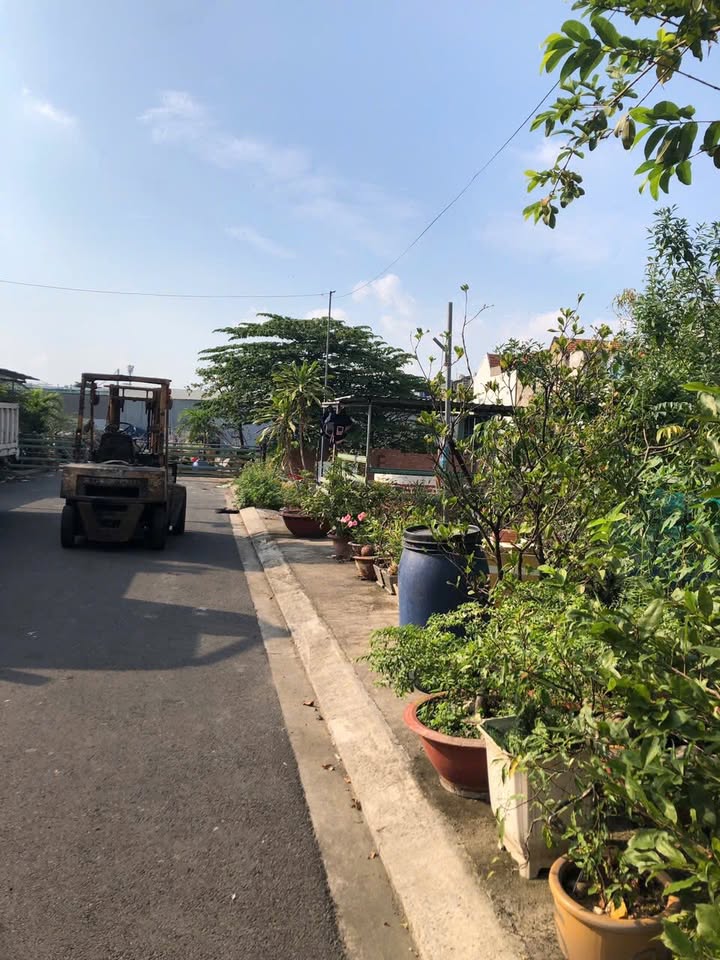 Đất nền đẹp quận 12, 109m² giá 5.6 tỷ - Sổ hồng chính chủ!