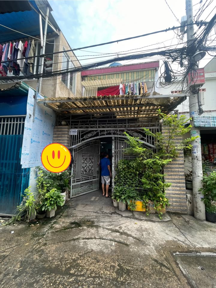 Bán nhà mặt tiền Nguyễn Văn Quá, quận 12 - Diện tích 68m² giá chỉ 5 tỷ - Cơ hội hiếm có!