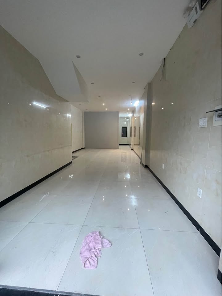 Mặt bằng cho thuê tại Mỹ An, Đà Nẵng 35m² giá 17 triệu - Thích hợp kinh doanh sạch sẽ!