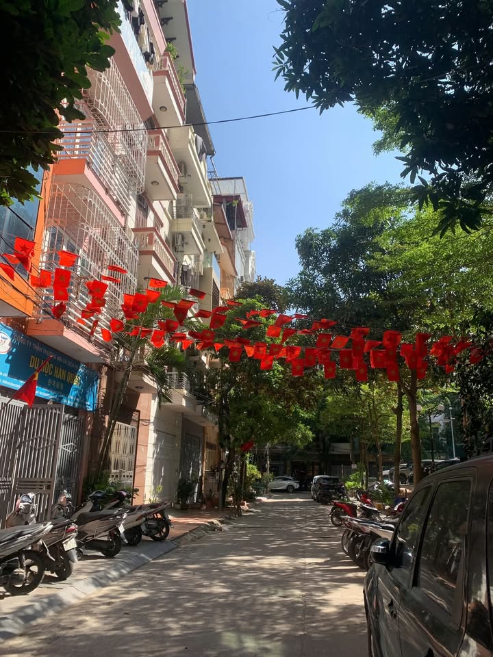 Nhà phân lô VIP Hàm Nghi, Nam Từ Liêm 53m² giá 2.x tỷ - Kinh doanh cực tốt!