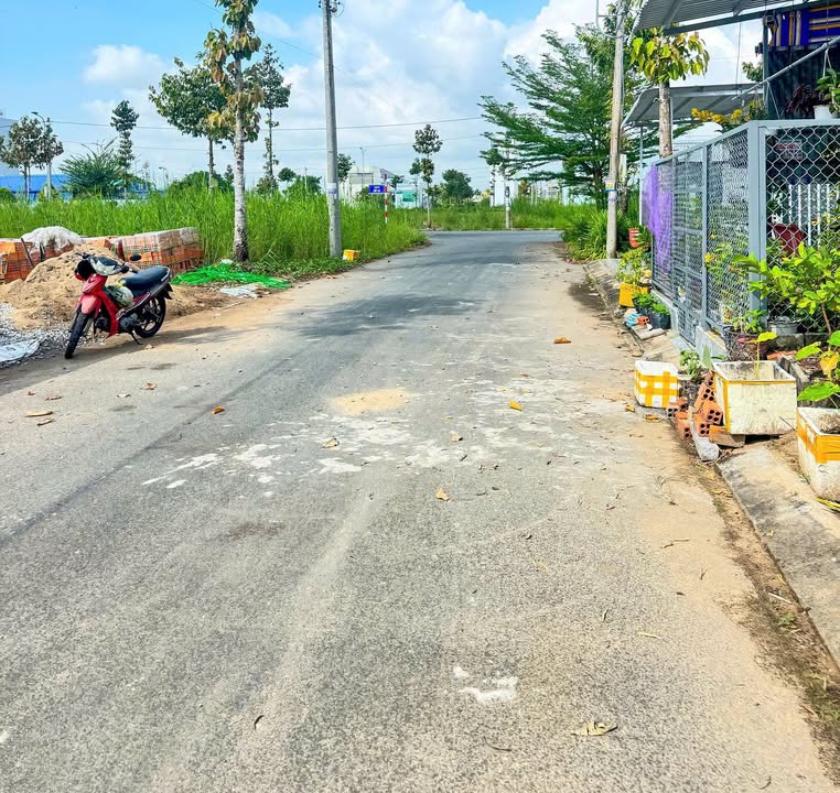 Đất nền Khu đô thị Sao Mai Cà Mau 105m² - Đường Số 8, thuận tiện xây dựng