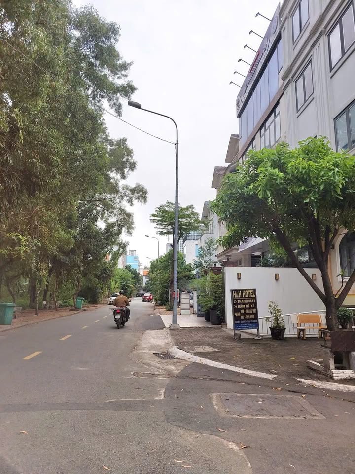 Đất nền Bình Trưng Tây Quận 2, 110m² giá 11 tỷ - Đầu tư sinh lời tốt!