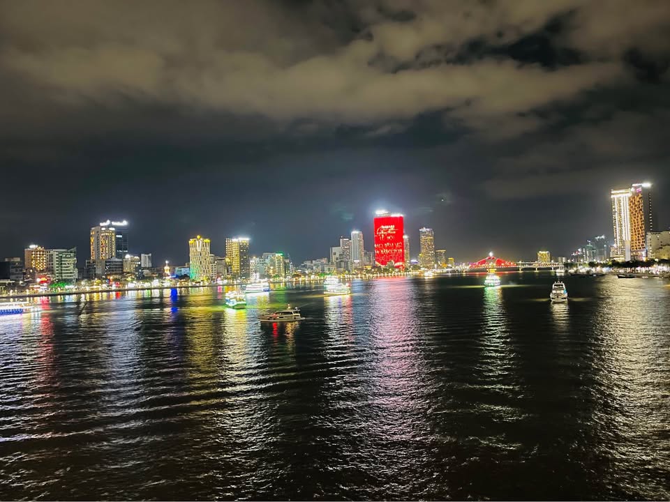 Nhà 3 tầng 59 Nguyễn Hữu Thọ, Đà Nẵng 85m² giá 15 tỷ - Vị trí trung tâm đắc địa!