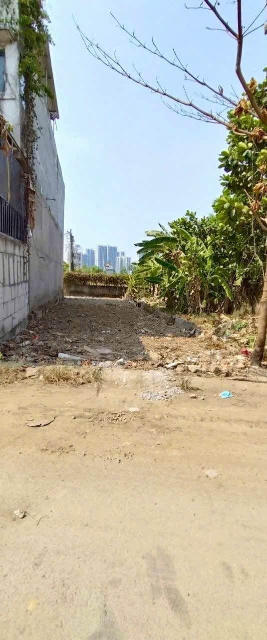 Đất thổ cư Long Thạnh Mỹ Q9 100m² giá 5.7 tỷ - Hẻm xe tải, cơ hội tuyệt vời!