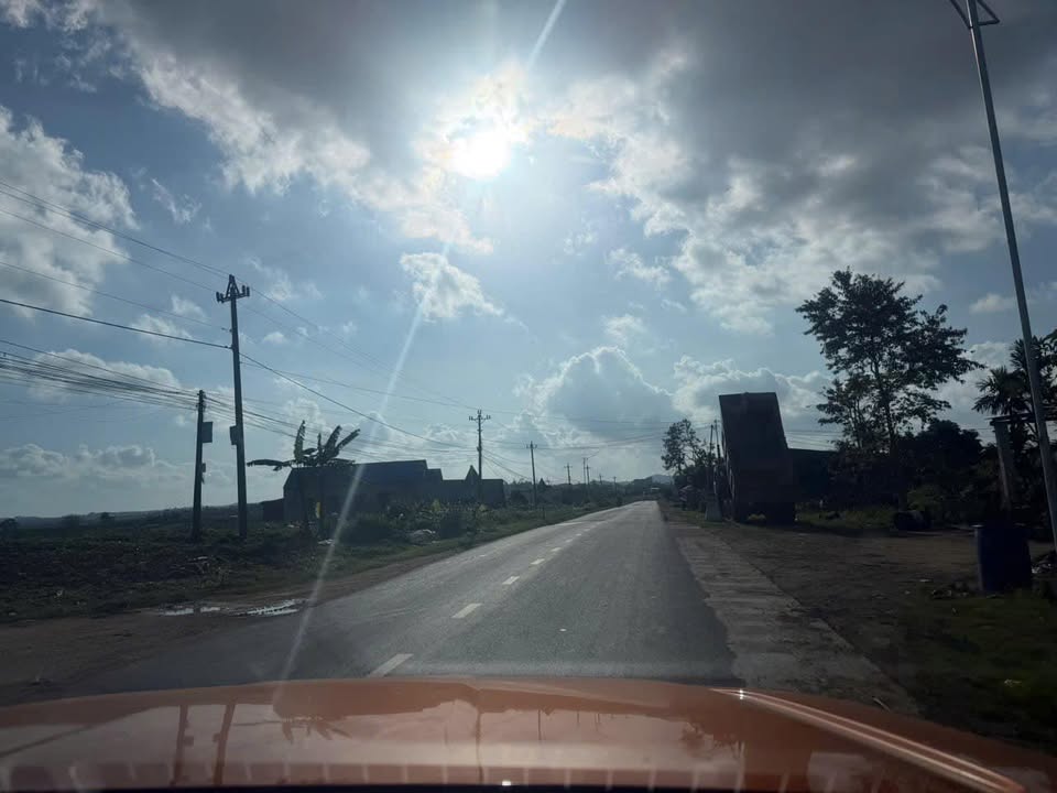 Đất thổ cư 12000m² xã Ea Sô, huyện Ea Kar giá 1.5 tỷ - Mặt tiền đường rộng rãi, tiềm năng kinh doanh lớn!