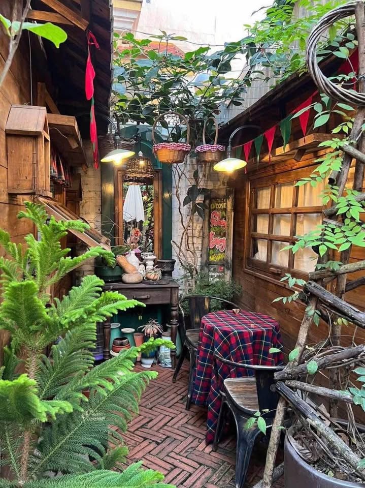 Store cho thuê 400m² tại Âu Cơ, Tây Hồ - Không gian cafe lý tưởng