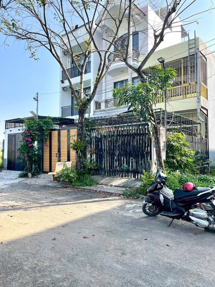 Đất thổ cư 65m² tại 230 Nguyễn Xiển, Q9 giá 3.5 tỷ - Tiềm năng tăng giá mạnh!