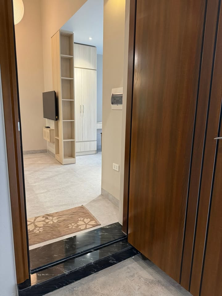 Căn hộ tập thể cho thuê tại Đặng Dung, Ba Đình - Nhà mới đẹp, giá thỏa thuận!