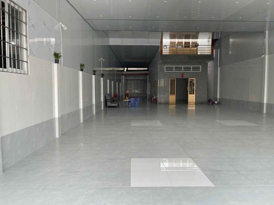 Cho thuê mặt bằng 500m² tại phường 4, Tân An - Vị trí đắc địa, phù hợp showroom và văn phòng!