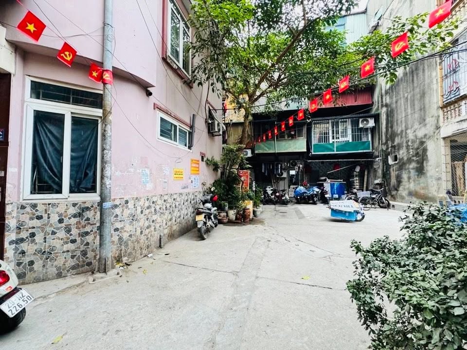 Nhà riêng Doãn Kế Thiện, Cầu Giấy 35m² giá 13 tỷ - Lô góc 3 mặt thoáng, ô tô đỗ cửa!