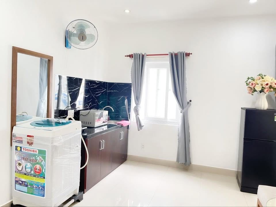 Căn hộ 1PN tại 150 Dương Đình Nghệ 50m² giá 6.5 triệu - Full nội thất, bồn tắm sang trọng!