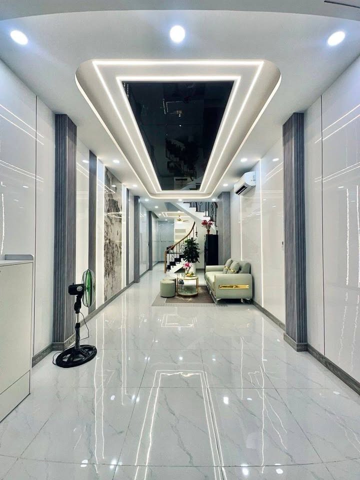 Nhà phố mặt tiền kinh doanh Nguyễn Văn Khối Gò Vấp 43m² giá 9.98 tỷ - Cơ hội đầu tư tuyệt vời!