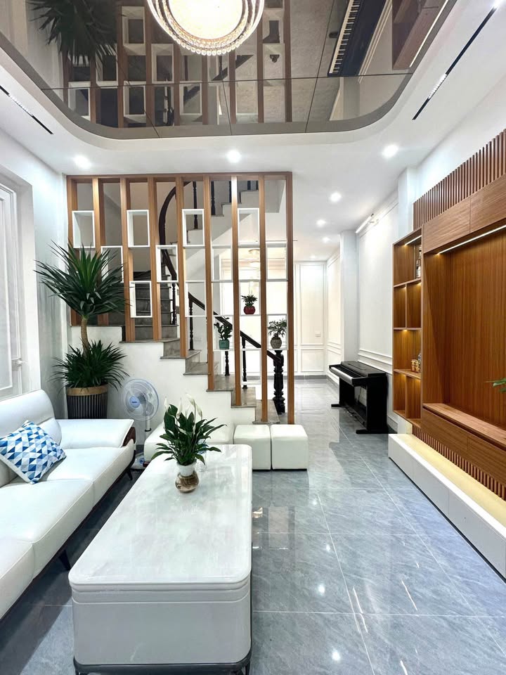 Nhà 4 tầng tại Cổ Nhuế, Bắc Từ Liêm - Diện tích 40m² - Giá tốt nhất khu vực!