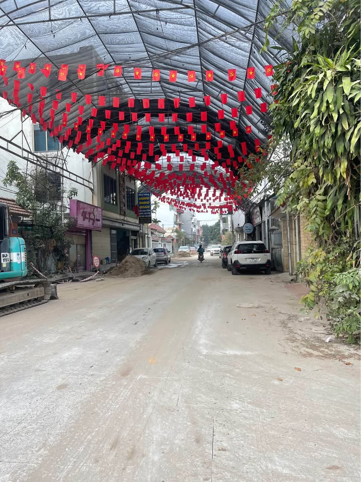 Nhà bán tại Uy Nỗ, Đông Anh 51m² - Vị trí đắc địa, giá thỏa thuận!