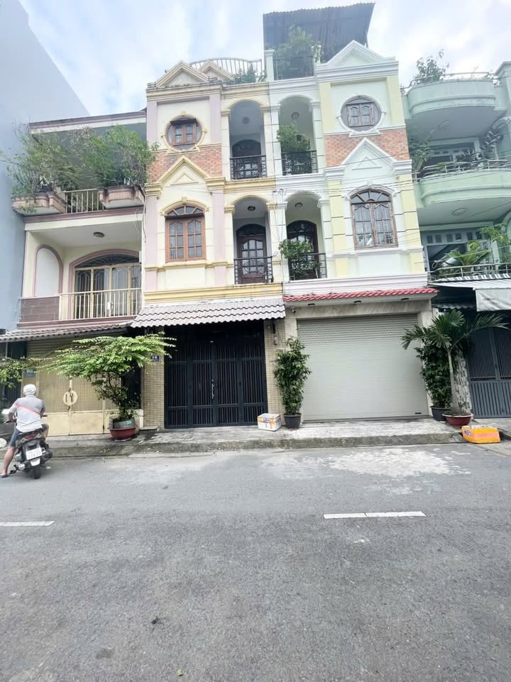 Nhà phố Lâm Văn Bền, Quận 7, 64m² giá 14 tỷ - Kiến trúc 4 tầng kiên cố