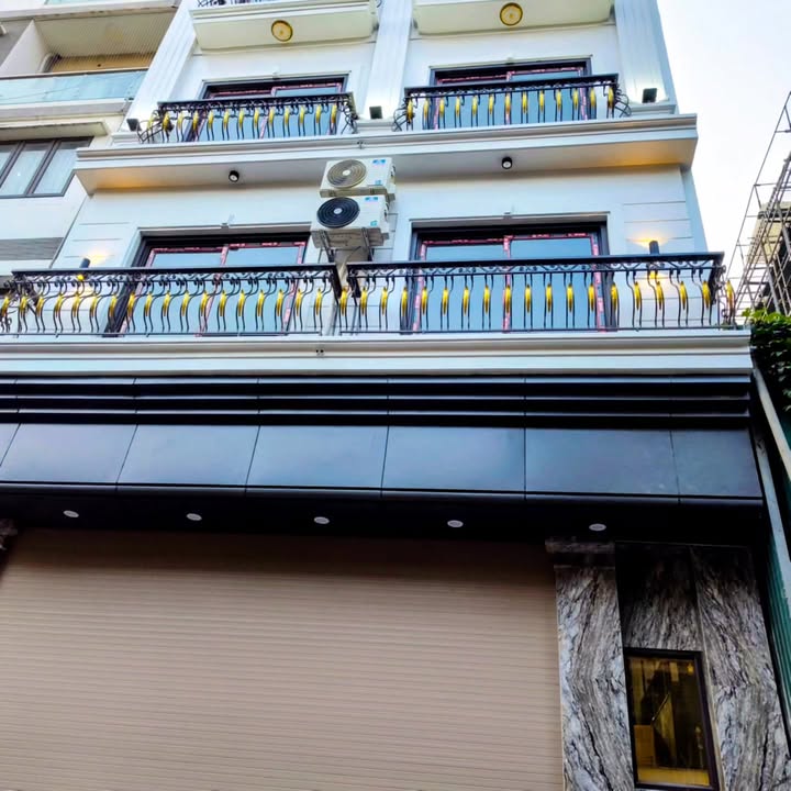 Nhà mặt phố Nguyễn Khoái, Vĩnh Tuy, 60m² giá 25 tỷ - Lô góc cực hiếm, sổ đỏ chính chủ!