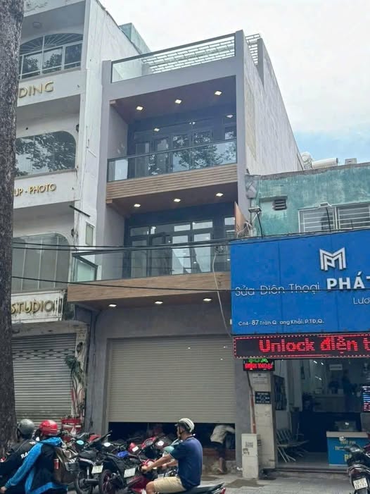 Nhà mặt tiền 85 Trần Quang Khải, Quận 1, 100m² - Hợp đồng thuê 100 triệu/tháng