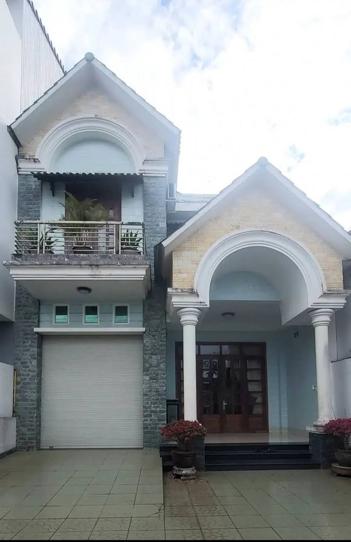 Nhà mặt tiền đường 28/3, phường B'lao, Bảo Lộc 214m² giá 8.5 tỷ - Kinh doanh đắc địa!