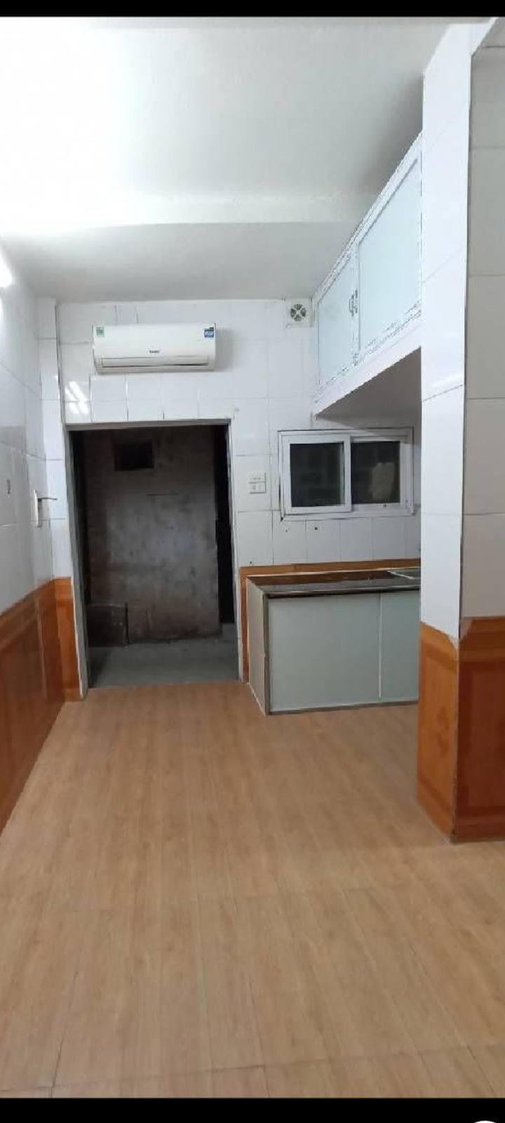 Căn hộ tập thể Đống Đa 19m² giá 1.65 tỷ - Pháp lý chuẩn, sẵn sàng ở ngay!