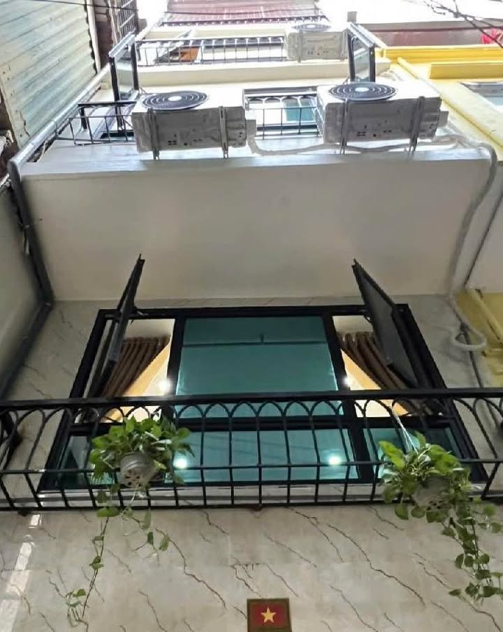 Nhà phố Trung Phụng 30m² giá thỏa thuận - Đầy đủ nội thất, kinh doanh tốt!