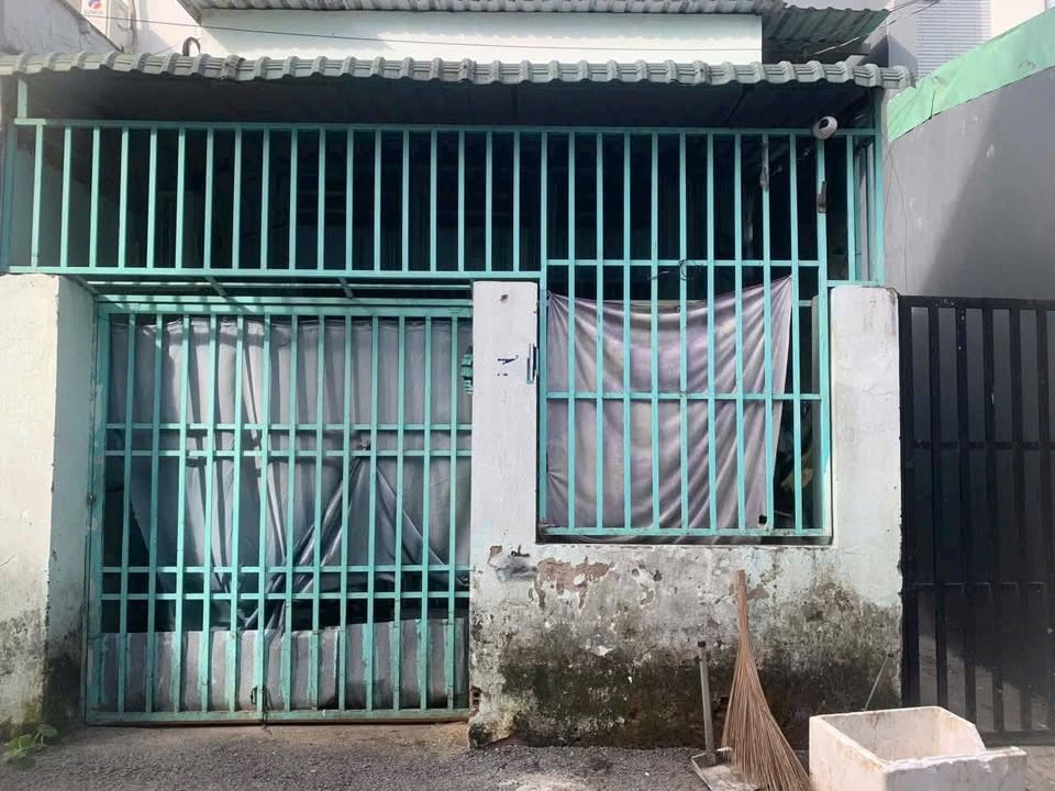 Nhà cấp 4 và 3 phòng trọ tại An Phú, Thuận An - 78m² giá 2.58 tỷ - Cơ hội đầu tư hấp dẫn!