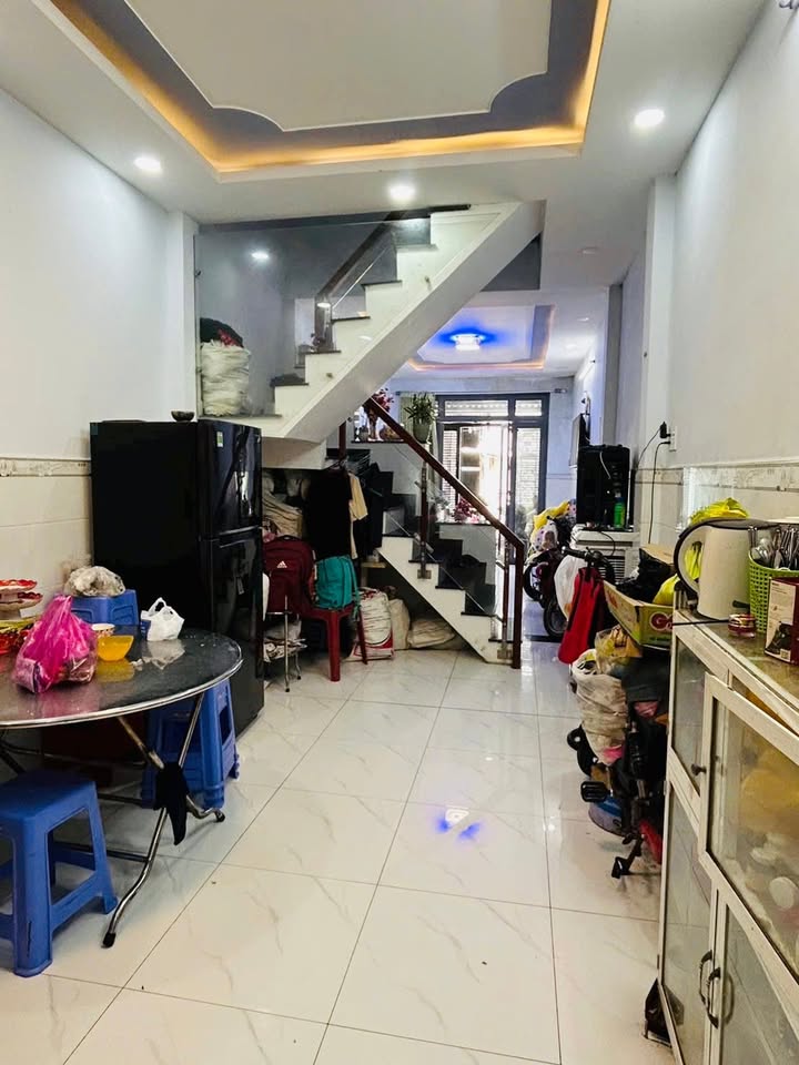 Nhà đẹp Bình Chánh 59m² giá 1.65 tỷ - Vị trí trung tâm gần KCN Vĩnh Lộc A!