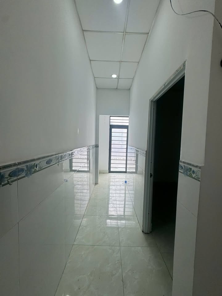 Nhà bán Vĩnh Lộc A Bình Chánh 26m² giá 870 triệu - Nhà vuông vắn, tiện ích đầy đủ!