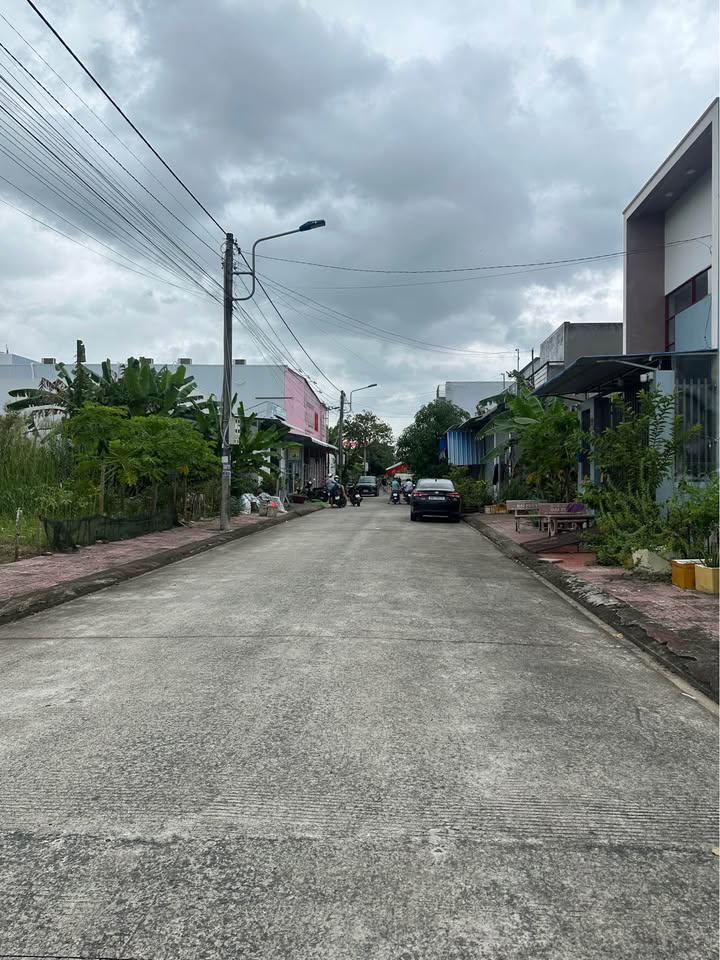 Bán đất nền KDC Licogi, đường Nguyễn Vĩnh Nghiệp, 90m² - Sổ đỏ chính chủ, giá tốt!