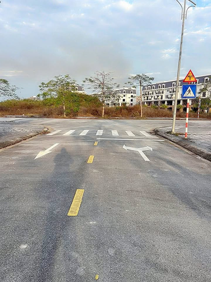 Đất nền Vinacconex Hải Yên 133m² giá 1.33 tỷ - Cơ hội đầu tư hấp dẫn!